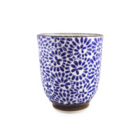 20-421: Teecup Karakusa, blau, ø = 6,5 cm; H = 7,6 cm
