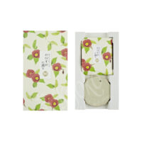 38633: Country hills Wabisuke camellia flowers, 6 Sticks mit Incense Halter
