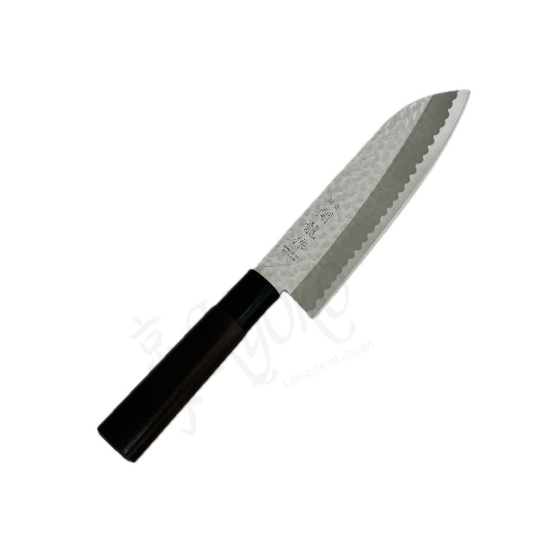 24-250: Messer Santoku, gehämmerte Klinge